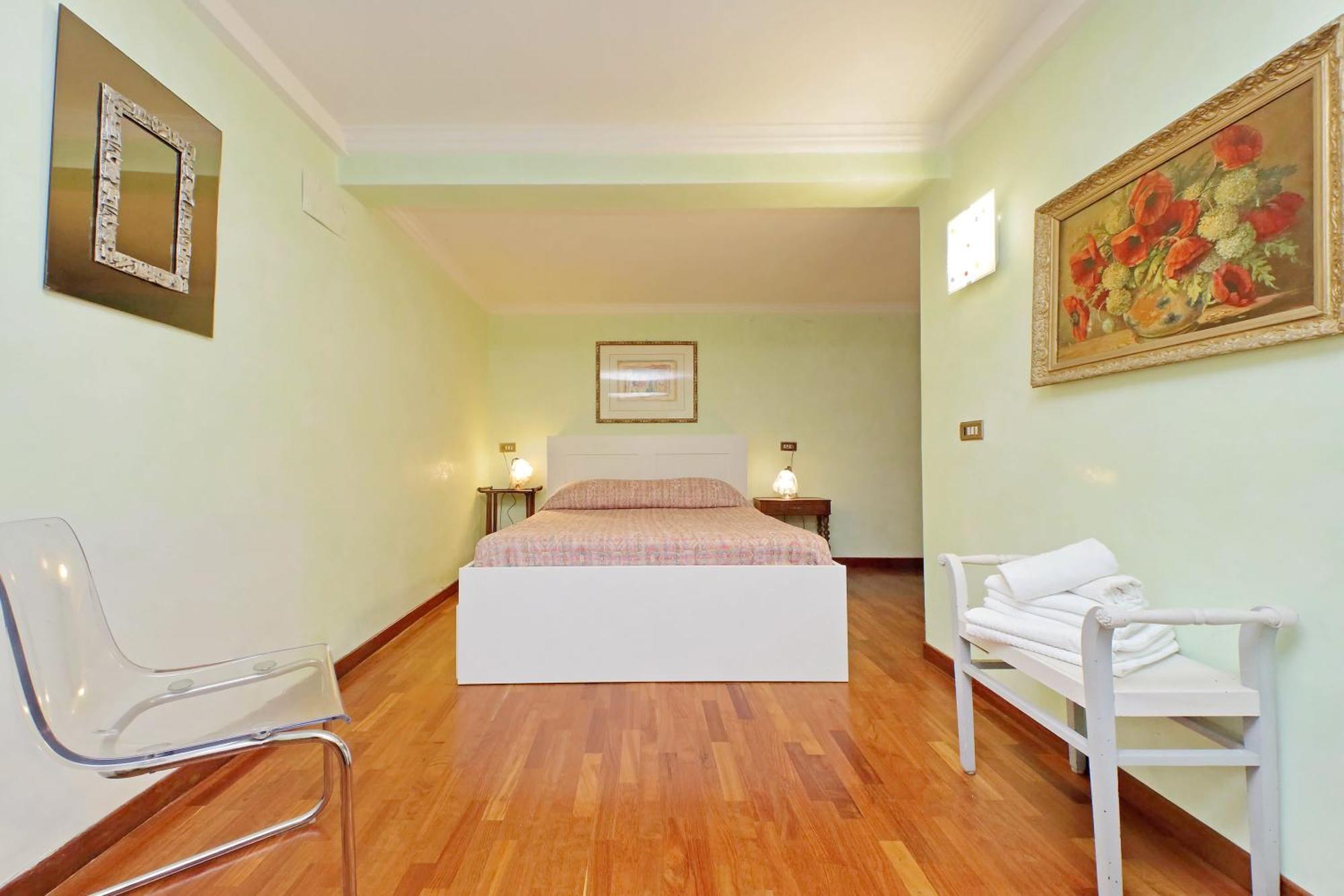 Anno Domini 120 Sqm, Large, Elegant, Near Center Roma