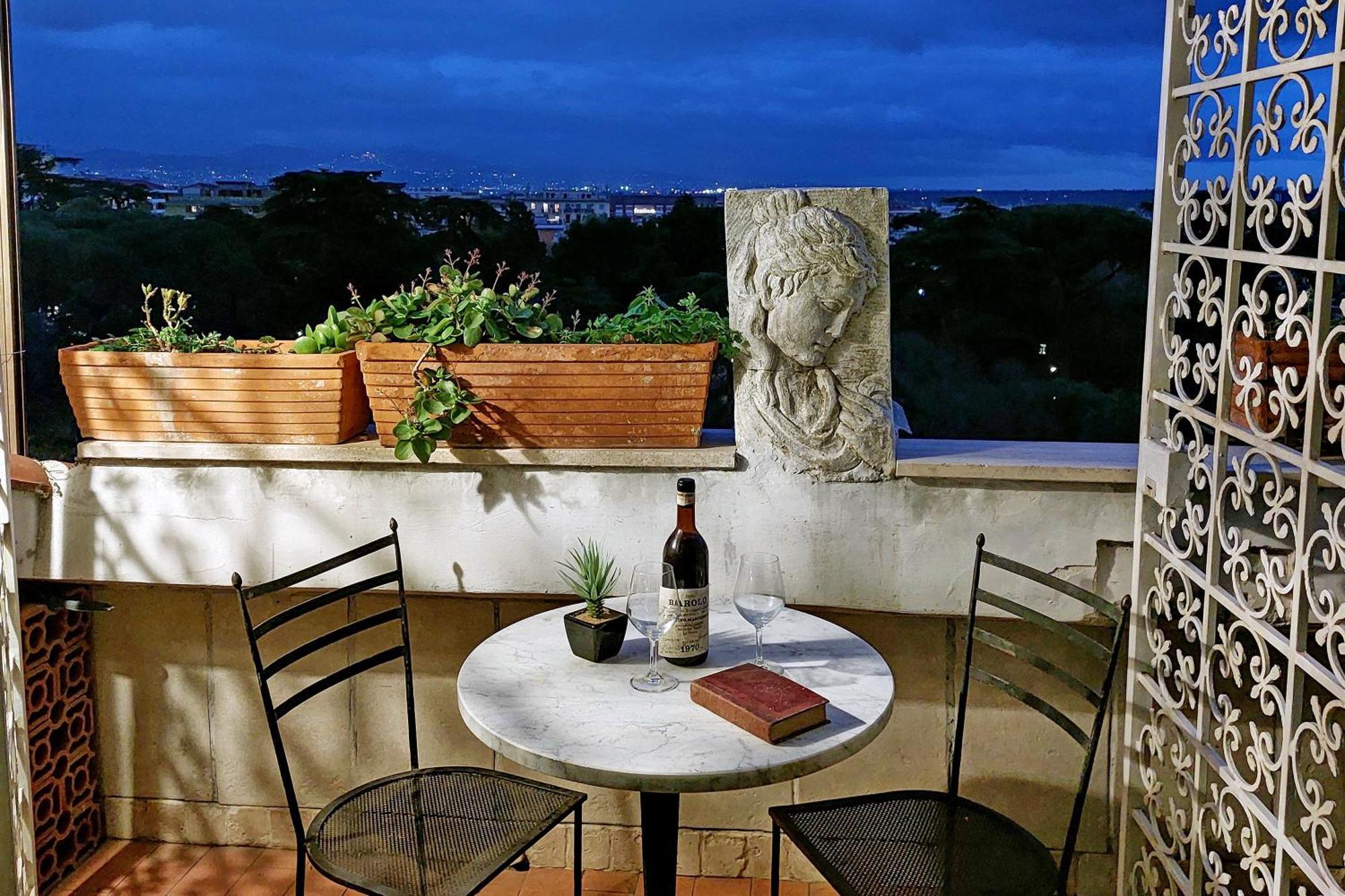 Anno Domini 120 Sqm, Large, Elegant, Near Center Appartamento