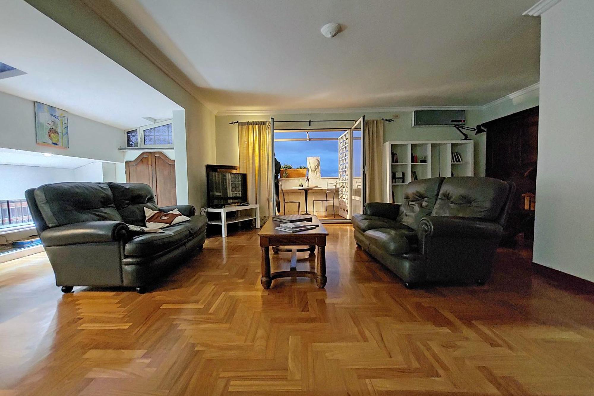 Appartamento Anno Domini 120 Sqm, Large, Elegant, Near Center Roma